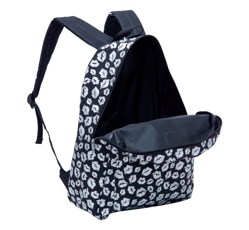 MOCHILA-BASICA-SILVER-KISSES-20J--PRETO-U-------------------4583