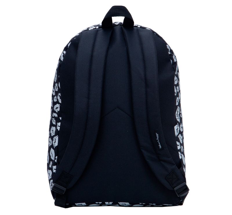 MOCHILA-BASICA-SILVER-KISSES-20J--PRETO-U-------------------4584