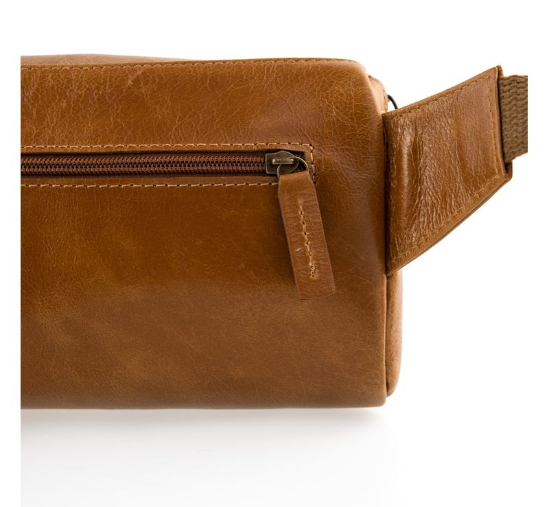0096159152001---POCHETE-MASCULINA-DE-COURO-GRUMARI--CARAMELO--4-