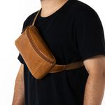 0096159152001---POCHETE-MASCULINA-DE-COURO-GRUMARI--CARAMELO--8-_H