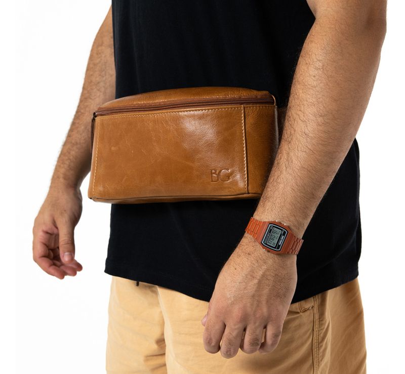 0096159152001---POCHETE-MASCULINA-DE-COURO-GRUMARI--CARAMELO--9-_H