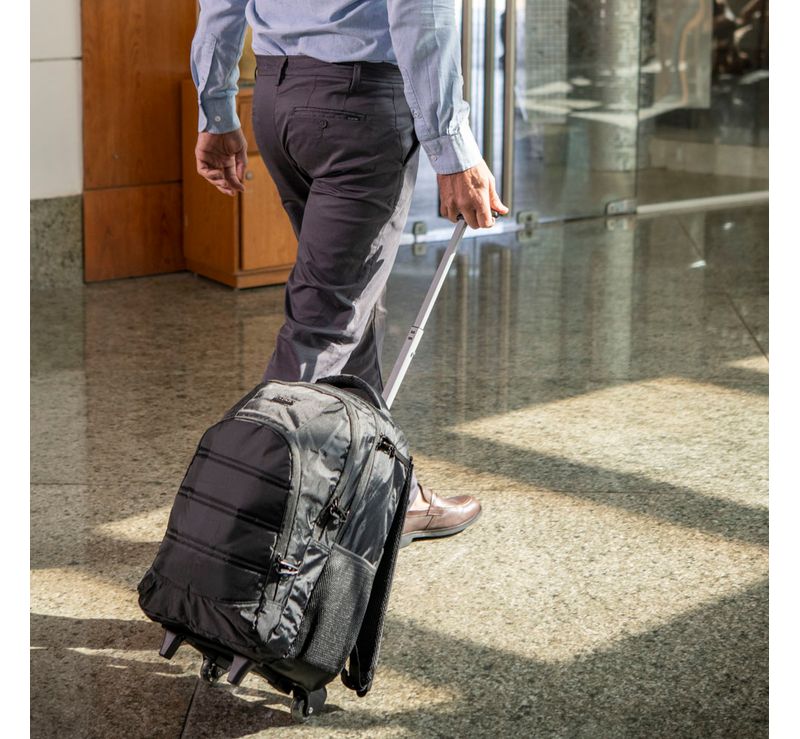 MOCHILA-MASCULINA-COM-RODAS-PORTA-NOTEBOOK-CITY-SAFE-PRETA---0220297458001_H