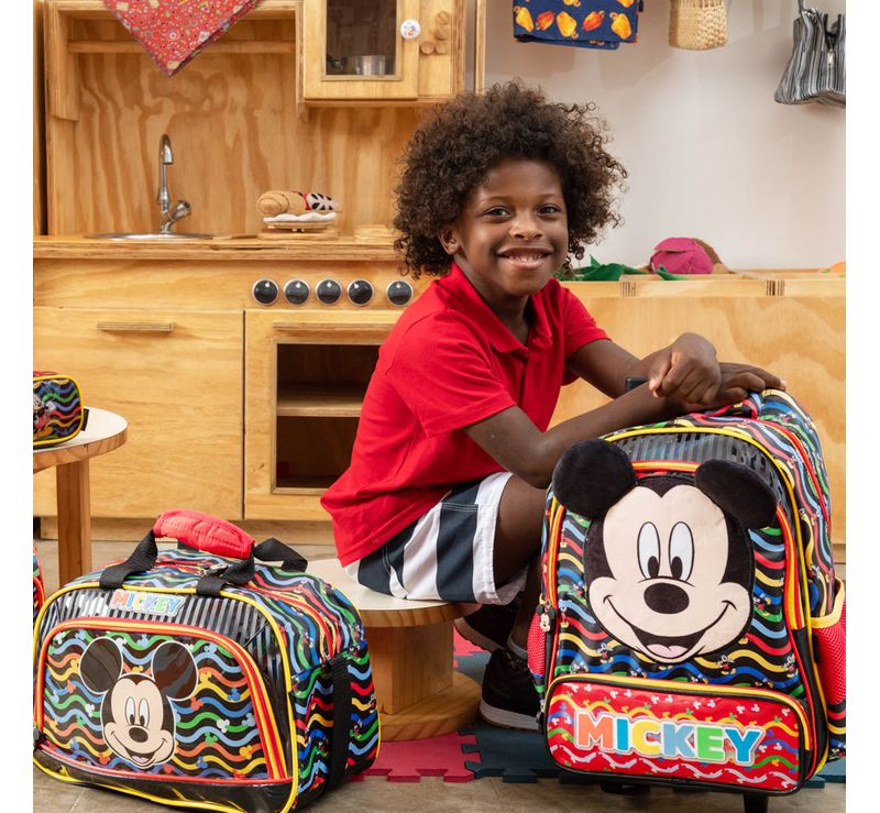 MOCHILA-ESCOLAR-MASCULINA-DE-RODINHAS-MICKEY---0225067458001-BOLSA-DE-VIAGEM-PEQUENA-INFANTIL-DISNEY-MICKEY-PREMIUM-PRETA---0040477458001_H