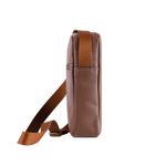 0181670152001---BOLSA-MASCULINA-DE-COURO-SHOULDER-GAVEA-CARAMELO--3-