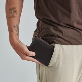 Carteira Masculina de Couro com Zíper Newton Café