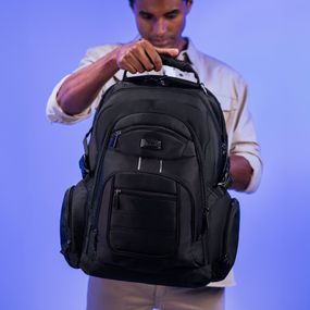 Mochila Masculina Grande Executiva para Notebook Nepal Preta