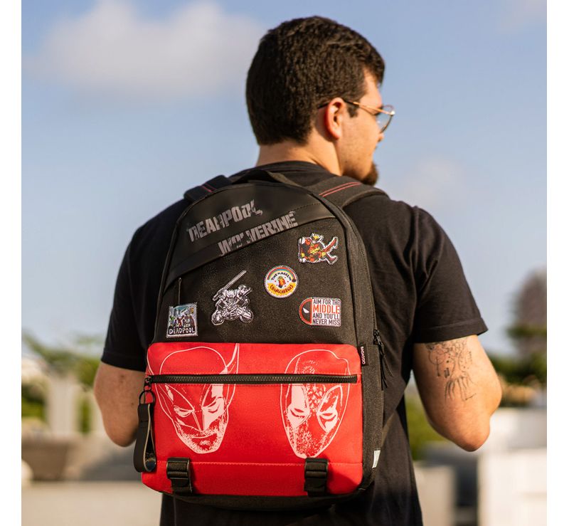 0226617518001---MOCHILA-DEADPOOL-E-WOLVERINE-25J