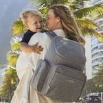 0226719178001---Mochila-Maternidade-Totti-Cinza_H--1-