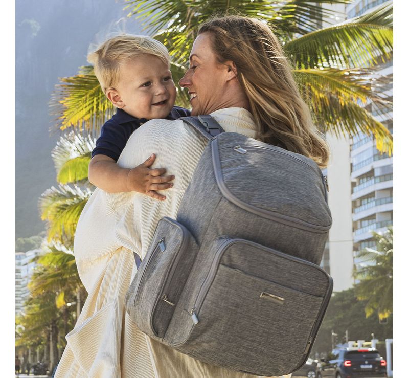 0226719178001---Mochila-Maternidade-Totti-Cinza_H--1-