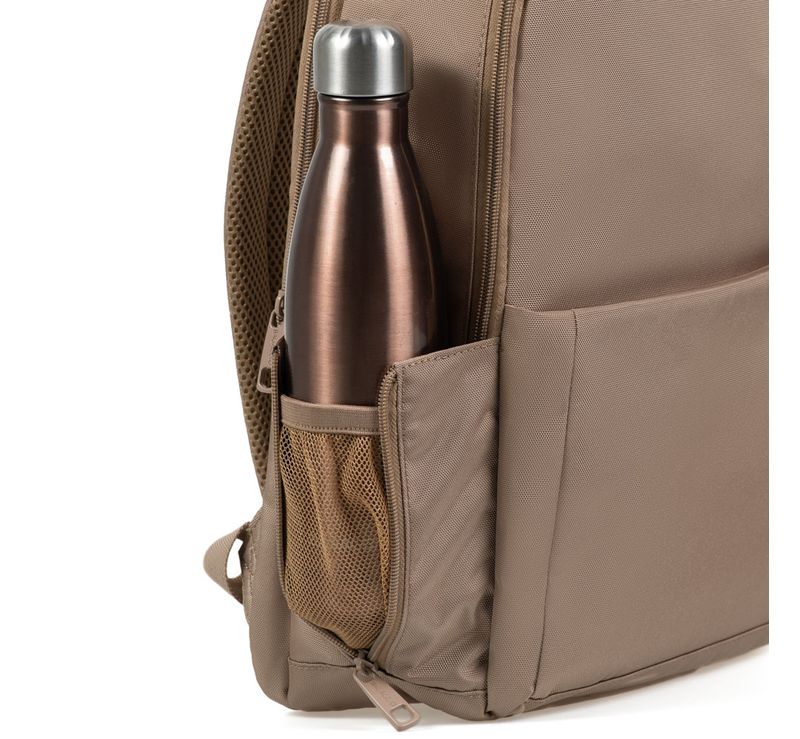 0226713346001---MOCHILA-EXECUTIVA-FEMININA-VERSATILLE--MARROM-U00005