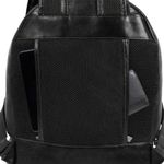 0226810458001---MOCHILA-MASCULINA-DE-COURO-IPANEMA--PRETO-U--10-