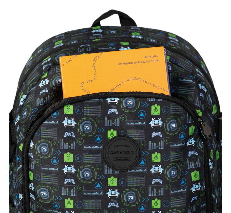 0226100458001---MOCHILA-VIDEO-GAME--9-
