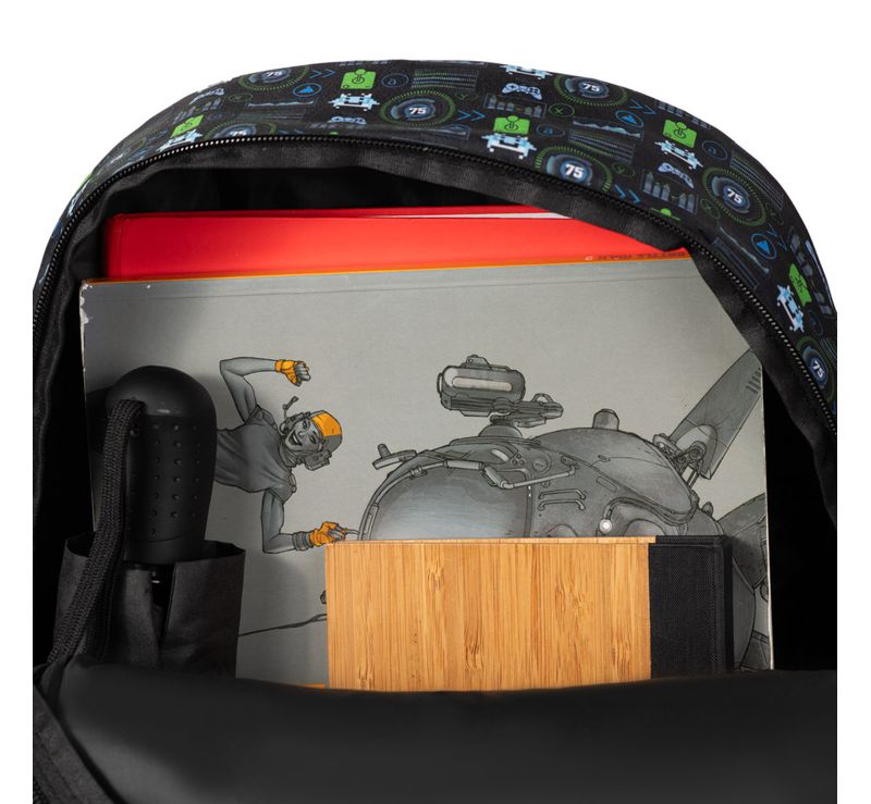 0226100458001---MOCHILA-VIDEO-GAME--10-