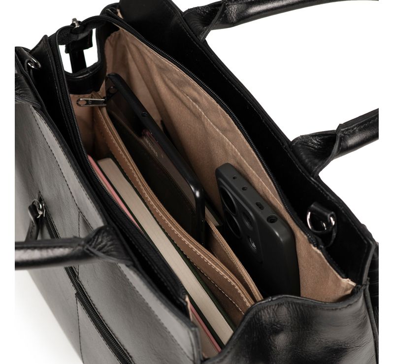 0280796458001---BOLSA-DE-MAO-PREMIUM-COURO-SOFT-GRANDE-PRETO--11-