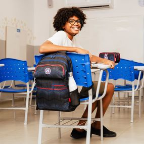 Kit Mochila e Estojo Masculino Futebol Preta