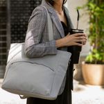 0280752178001---Bolsa-Executiva-Grande-Feminina-Donna-Cinza_H
