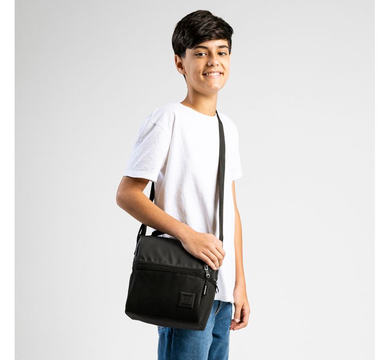 0152543458001---LANCHEIRA-MASCULINA-BG-NET--PRETA_H--1-