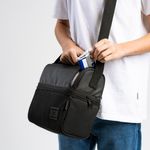 0152543458001---LANCHEIRA-MASCULINA-BG-NET--PRETA_H--2-