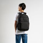 0226103458001---MOCHILA-FLAMENGO-25J--PRETO_H--1-