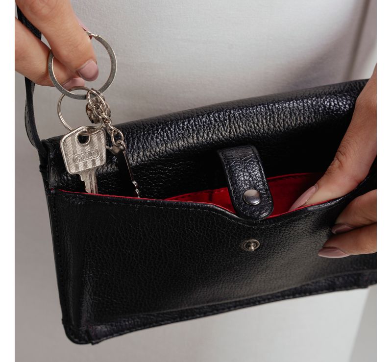 0280797458001---BOLSA-METALLIC-COURO-PEQUENA--PRETO_H--2-