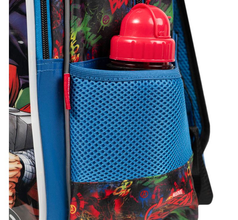 0226745458001---MOCHILA-C-4-RODAS-VINGADORES-25P--PRETO-U--8-