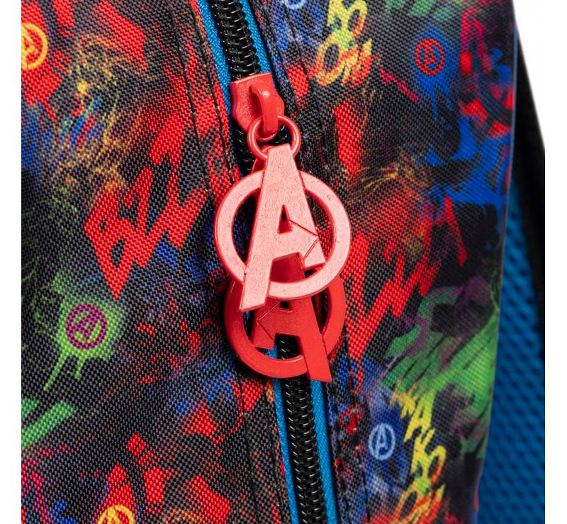 0226745458001---MOCHILA-C-4-RODAS-VINGADORES-25P--PRETO-U--12-