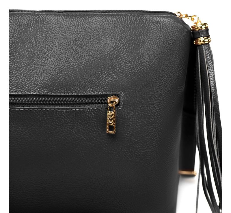0280799458001---Bolsa-Tiracolo-com-tassel-couro-Basic-media-preto--6-.jpg