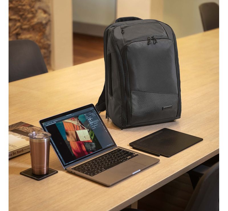 Mochila-Masculina-para-Notebook-Resistente-a-Agua-Advanced-Grande-9_h
