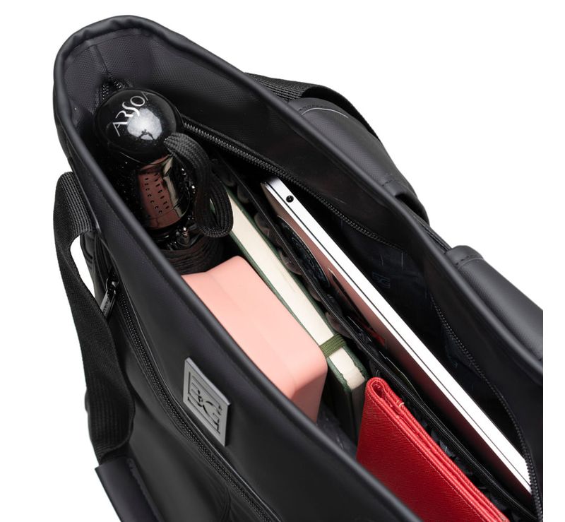 0280791458001---BOLSA-MOCHILA-ESPORTIVA-CORA--PRETO-U--11-