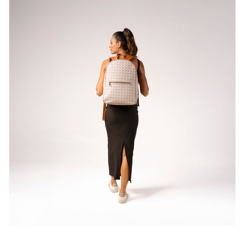 0226815071001 - MOCHILA FEMININA MEDIA MONOGRAMA BG  BEGE_H.JPG
