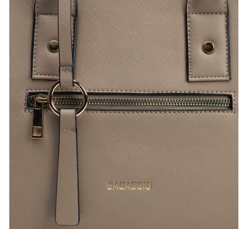0280808236001---BOLSA-DE-MAO-SAFFIANO--FENDI--4-.JPG