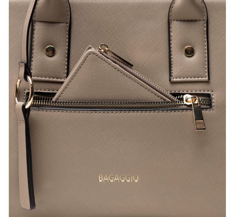 0280808236001---BOLSA-DE-MAO-SAFFIANO--FENDI--6-.JPG