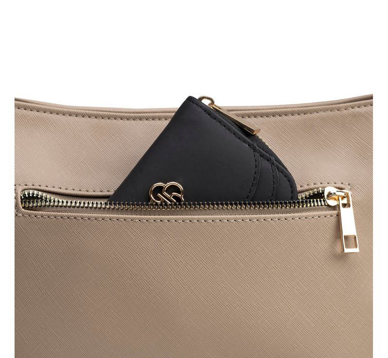 0280809236001---BOLSA-TRANSVERSAL-SAFFIANO--FENDI--5-.JPG