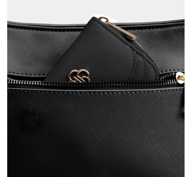 0280809458001---BOLSA-TRANSVERSAL-SAFFIANO--PRETO--7-.JPG
