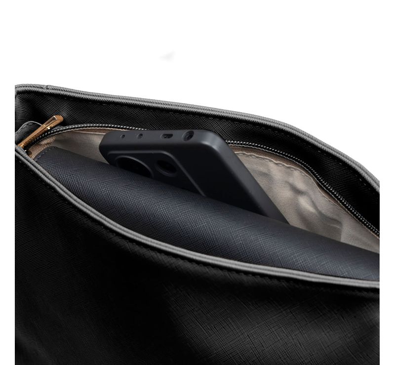 0280809458001---BOLSA-TRANSVERSAL-SAFFIANO--PRETO--8-.JPG