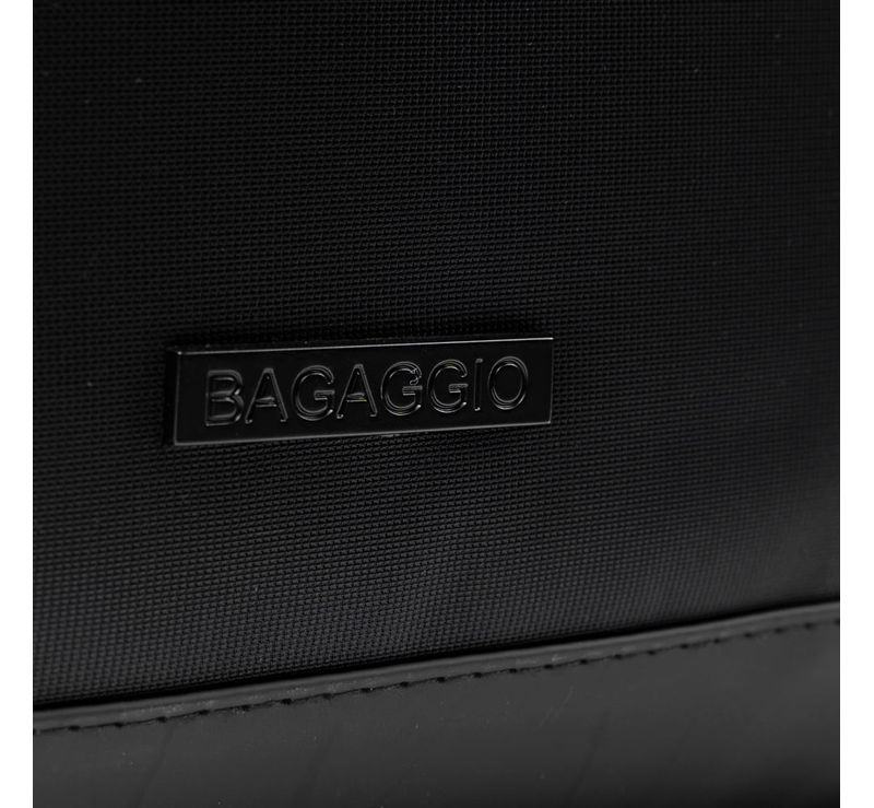 0239383458001---MOCHILA-EXECUTIVA-MASCULINA-ROAD--PRETO-U--11-.JPG