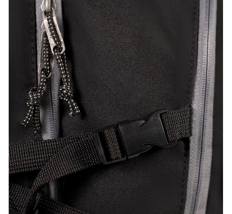 0280824458001---MOCHILA-BOTAFOGO-GLORIOSO-ESCUDO--PRETO-U--9-.JPG