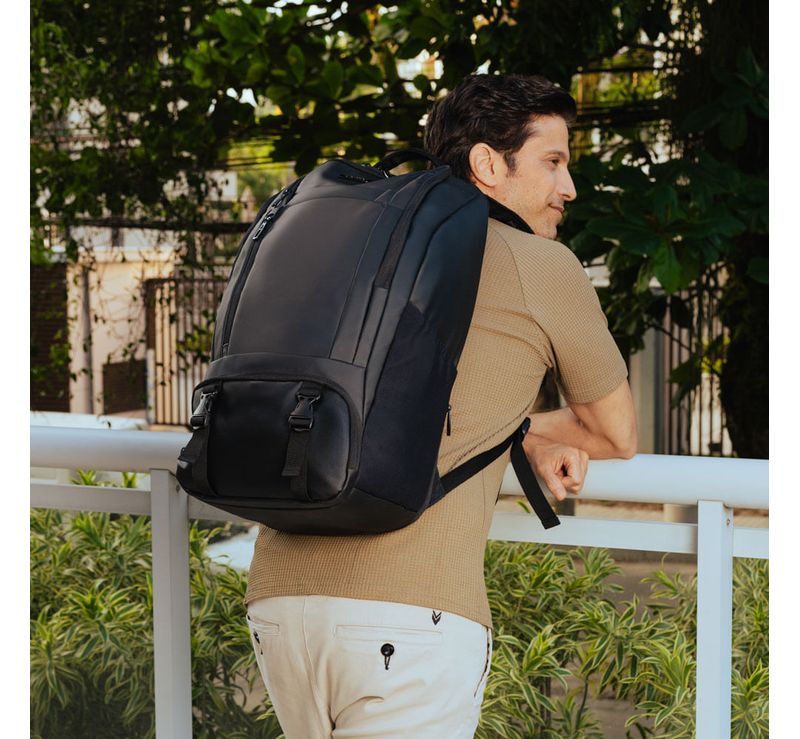0230943458001---MOCHILA-P-NOTEBOOK-RESISTENTE-A-AGUA-ADVANCED-TRAVEL--PRETO-U_H--1-.jpg