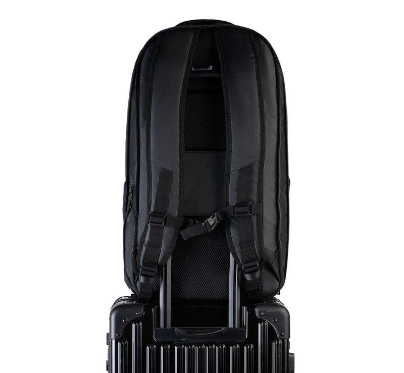 0230943458001---MOCHILA-P-NOTEBOOK-RESISTENTE-A-AGUA-ADVANCED-TRAVEL--PRETO-U--19-.JPG