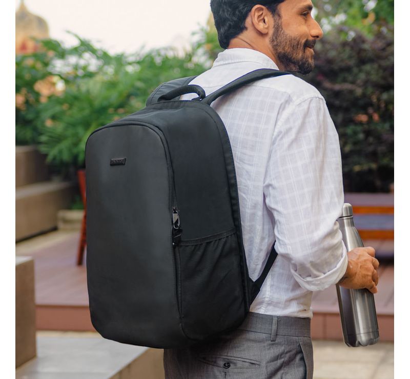 0220270458001---MOCHILA-P-NOTEBOOK-ANTIFURTO-METROPOLITAN-21Y-PRETO_h
