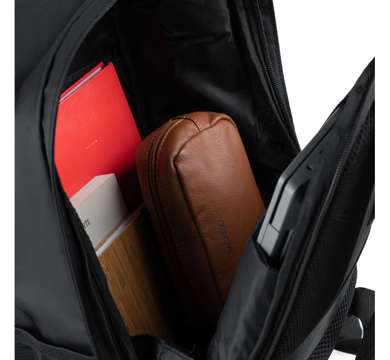 0220270458001---MOCHILA-P-NOTEBOOK-ANTIFURTO-METROPOLITAN-21Y--PRETO-U00011