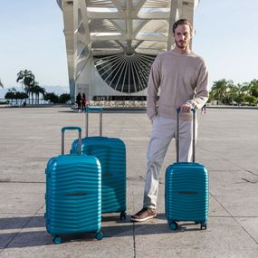 Mala de Viagem Grande 32 Kg Polipropileno 4 Rodas Hong Kong Verde