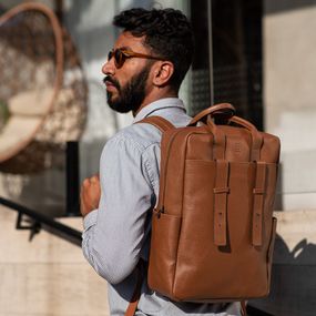 Mochila Masculina de Couro para Notebook Gávea II Caramelo