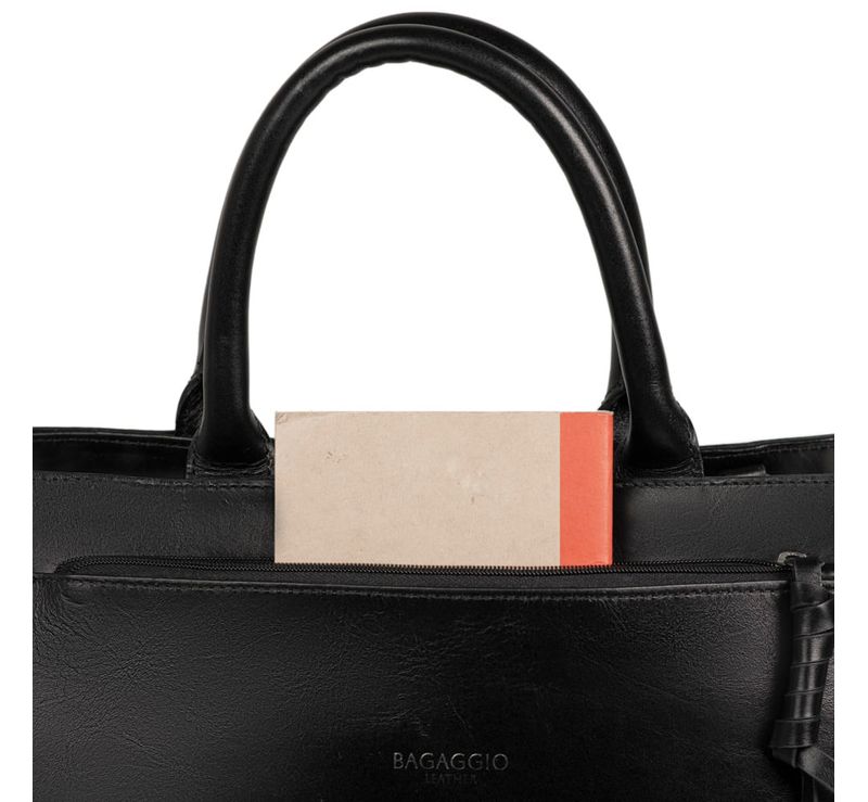 0280796458001---BOLSA-DE-MAO-PREMIUM-COURO-SOFT-GRANDE-PRETO--9-