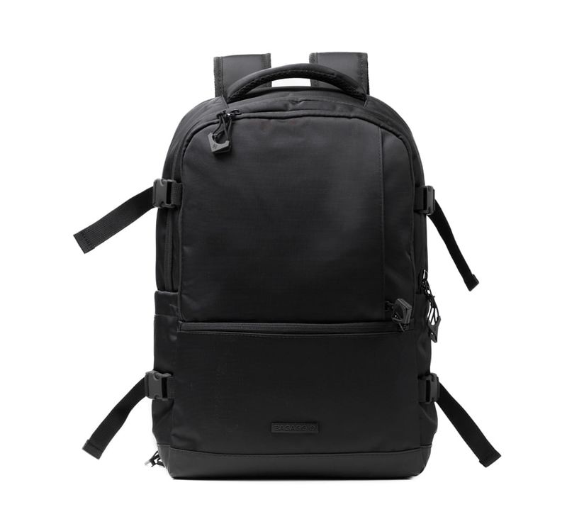 0239383458001---MOCHILA-EXECUTIVA-MASCULINA-ROAD--PRETO-U--1-.JPG