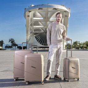 Mala de Viagem Grande 32 Kg Polipropileno 4 Rodas Seul Bege