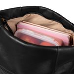0280830458001 - BOLSA HOBO CHARM PREMIUM FLOATER  PRETO -10-.JPG