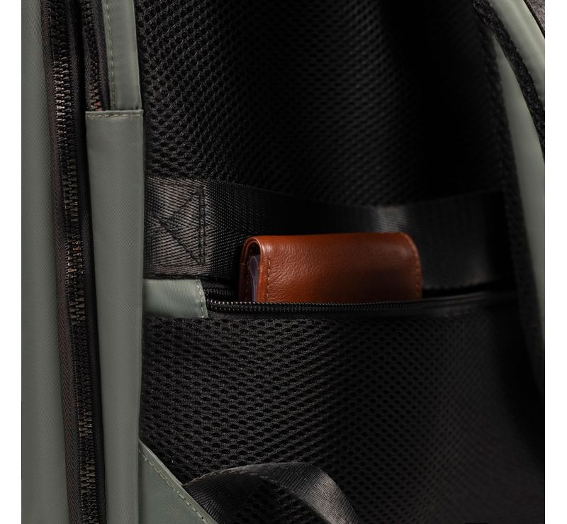 0239384624001---MOCHILA-NYLON-TRAVEL-LIGHT--VERDE--12-.JPG