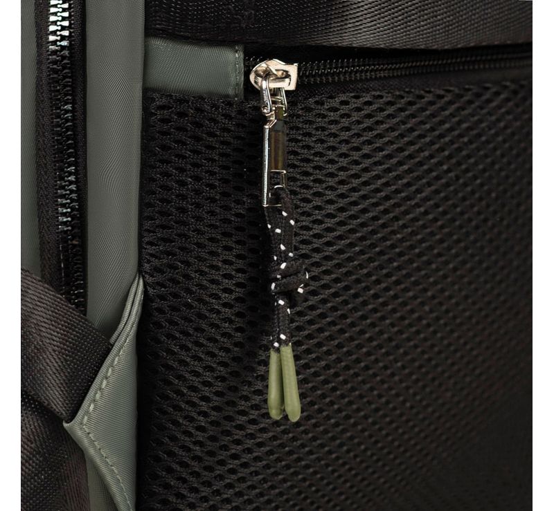 0239384624001---MOCHILA-NYLON-TRAVEL-LIGHT--VERDE--8-.JPG