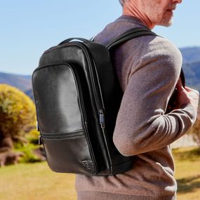 Mochila Masculina Executiva de Couro para Notebook Joá Preto